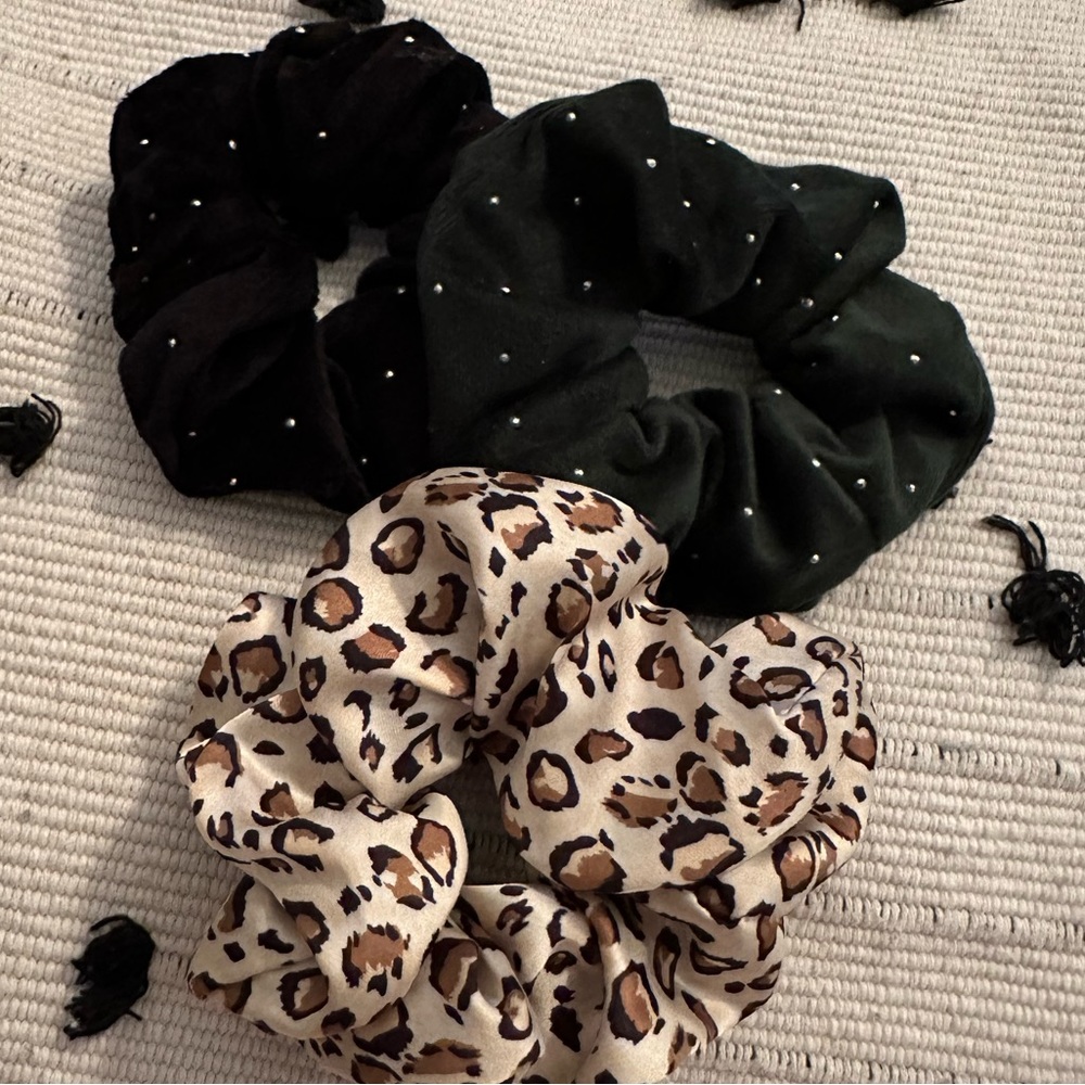 Scrunchii set of 3